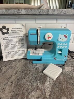 Janome New Home Hello Kitty Sewing Machine Works Great! Blue- Great for Kids!